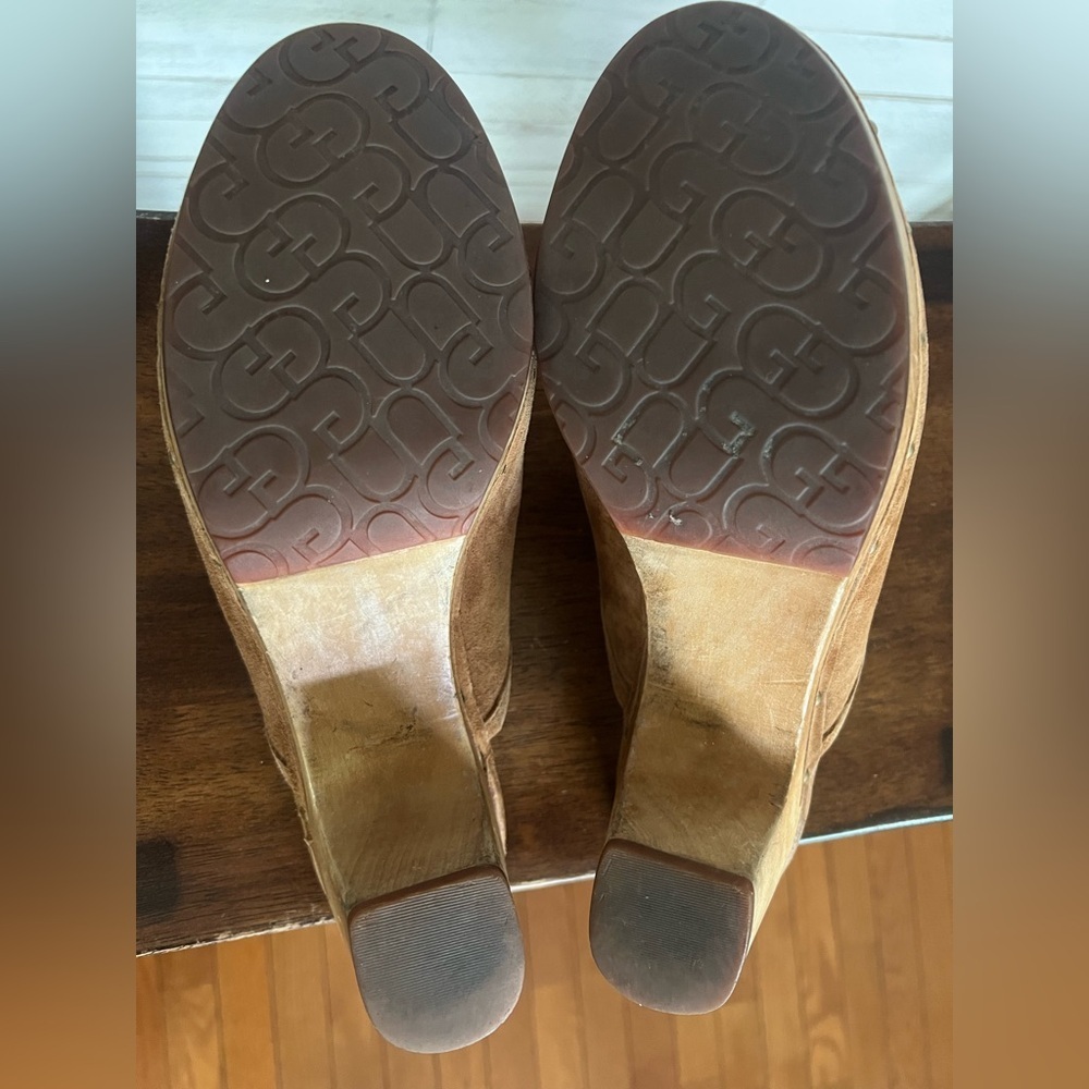 UGG Abbie Studded Suede Platform Clogs in size 9 - Picture 6 of 10